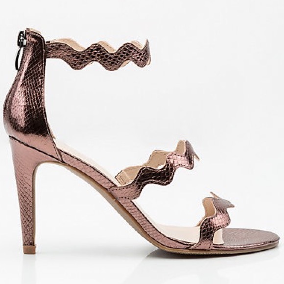 NIB💋Snake Embossed Zig Zag Strap Heel Sandals - Picture 6 of 6